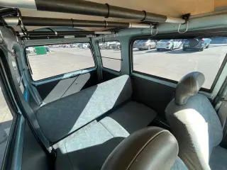 1997 Daihatsu Hijet — Black/Silver two-tone RWD Kei Vans, photo 12 of 17