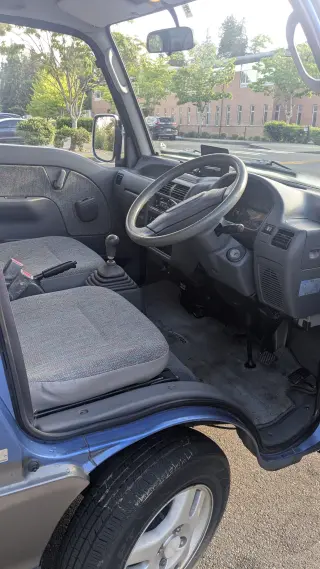 Two-Tone Clear Water Blue Metallic / Charcoal 1997 Subaru Domingo, Manual, imported kei van, stock KTD-0073 (photo 12)