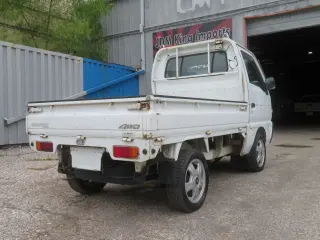 White 1997 Suzuki Carry 4WD, Manual, imported kei truck, stock KTD-0077 (photo 12)