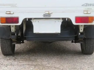 White 1997 Suzuki Carry 4WD, 78,398 miles, 660cc SOHC I3 (F6A), stock KTD-0077 (photo 10)