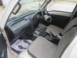 White 1997 Suzuki Carry 4WD kei truck for sale, stock KTD-0077 (photo 21)