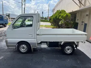 1997 Suzuki Carry 4WD Mini Truck — White Kei Trucks, photo 4 of 16