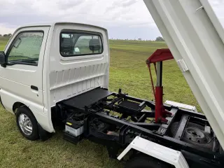1997 Suzuki Carry — White 4WD Kei Trucks, photo 36 of 43