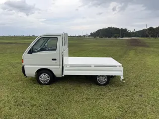 1997 Suzuki Carry — White 4WD Kei Trucks, photo 16 of 43