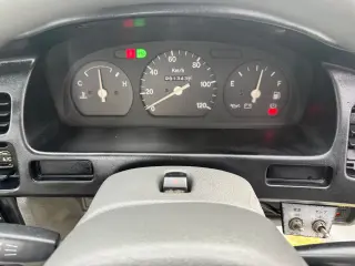 1997 Suzuki Carry — White 4WD Kei Trucks, photo 42 of 43