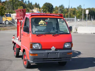 1998 Mitsubishi Minicab — Red 4WD Kei Trucks, photo 5 of 37