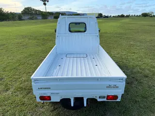 1998 Mitsubishi Minicab — White 4WD Kei Trucks, photo 11 of 41