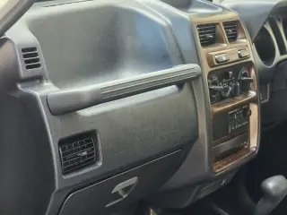 1998 Mitsubishi Pajero Duke — White 4WD Kei Trucks, photo 15 of 25