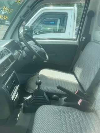 2000 Daihatsu Hijet 4WD Kei Truck — photo 5 of 6