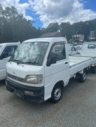 2000 Daihatsu Hijet 4WD Kei Truck — photo 1 of 6