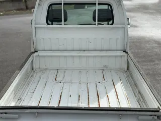 White 1998 Suzuki Carry 4WD kei truck for sale, stock KTD-0087 (photo 13)