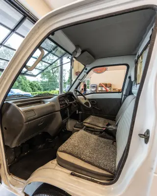 White 1998 Suzuki Carry, Manual, imported kei truck, stock KTD-0088 (photo 12)