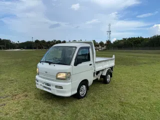 1999 Daihatsu Hijet — White 4WD Kei Trucks, photo 18 of 39
