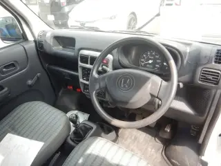 1999 Honda Acty — White 4WD Kei Trucks, photo 7 of 16