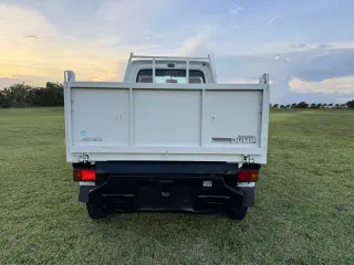 2001 Subaru Sambar — White 4WD Kei Trucks, photo 27 of 53