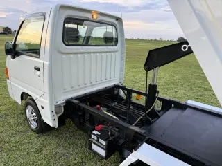 2001 Subaru Sambar — White 4WD Kei Trucks, photo 9 of 53