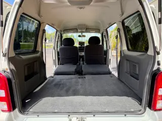 White 2001 Suzuki Every Van Wagon Sport RWD kei van for sale, stock KTD-0114 (photo 21)
