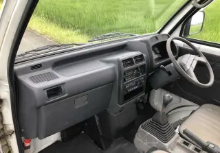 White 1991 Mitsubishi Minicab Truck 4WD kei truck for sale, stock KTD-0212 (photo 9)
