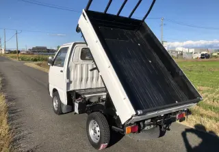 1992 Daihatsu Hijet Mini Dump Truck, right-hand drive Japanese import, stock KTD-0127 (photo 3)