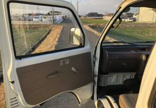 White 1992 Daihatsu Hijet Truck, 5-Speed Manual, imported kei truck, stock KTD-0215 (photo 8)