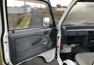 White 1992 Honda Acty Truck, 5-Speed Manual, imported kei truck, stock KTD-0216 (photo 8)