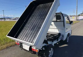 White 1992 Suzuki Carry Mini Dump Truck, 4-Speed Manual, imported mini dump truck, stock KTD-0130 (photo 4)