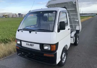 White 1994 Daihatsu Hijet Mini Dump Truck, 56,780 miles, EF, stock KTD-0136 (photo 2)