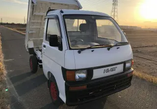 White 1994 Daihatsu Hijet Mini Dump Truck 4WD mini dump truck for sale, stock KTD-0134 (photo 1)