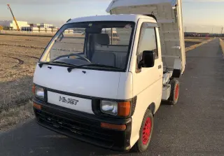 White 1994 Daihatsu Hijet Mini Dump Truck, 60,449 miles, EFClimber, stock KTD-0134 (photo 2)