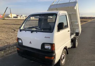 White 1994 Mitsubishi Minicab Mini Dump Truck, 12,989 miles, 3G83, stock KTD-0138 (photo 2)