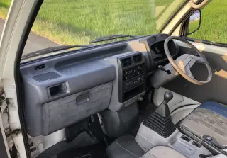White 1994 Mitsubishi Minicab Truck 4WD kei truck for sale, stock KTD-0235 (photo 9)