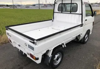 White 1996 Daihatsu Hijet Mini Truck, Kei Truck, 5-Speed Manual, imported kei truck, stock KTD-0261 (photo 4)