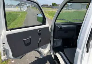 White 1996 Mitsubishi Minicab Mini Truck, Kei Truck in USA, 4-Speed Manual, imported kei truck, stock KTD-0265 (photo 8)