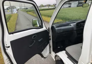 White 1996 Suzuki Carry Truck, 5-Speed Manual, imported kei truck, stock KTD-0271 (photo 8)