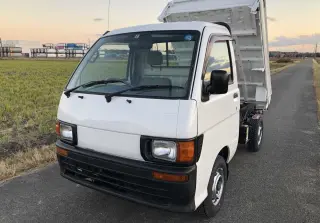 White 1997 Daihatsu Hijet Mini Dump Truck, 46,948 miles, EF, stock KTD-0152 (photo 2)