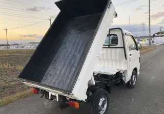 White 1997 Daihatsu Hijet Mini Dump Truck, 5-Speed Manual, imported mini dump truck, stock KTD-0152 (photo 4)