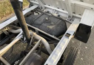 White 1997 Mitsubishi Minicab Dump 4WD mini dump truck for sale, stock KTD-0157 (photo 5)
