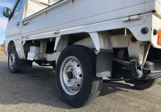 White 1997 Suzuki Carry Truck 4WD kei truck for sale, stock KTD-0290 (photo 5)
