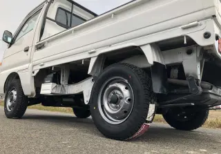 White 1997 Suzuki Carry Truck 4WD kei truck for sale, stock KTD-0284 (photo 5)