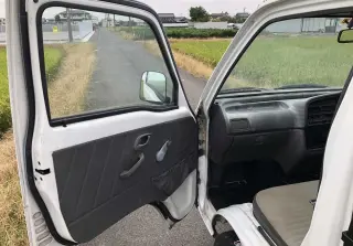White 1997 Suzuki Carry Mini Truck, Kei Truck, 5-Speed Manual, imported kei truck, stock KTD-0286 (photo 8)