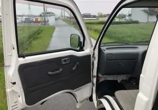 White 1998 Daihatsu Hijet Mini Dump Truck, 5-Speed Manual, imported mini dump truck, stock KTD-0165 (photo 8)