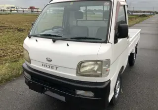 White 1999 Daihatsu Hijet Truck, 50,557 miles, EF, stock KTD-0328 (photo 2)