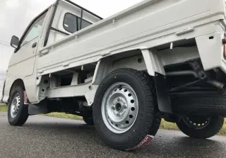 White 1999 Daihatsu Hijet Truck 4WD kei truck for sale, stock KTD-0328 (photo 5)