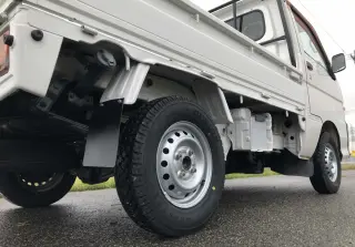White 1999 Daihatsu Hijet Truck, 50,557 miles, EF, stock KTD-0328 (photo 6)