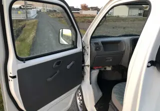 White 1999 Suzuki Carry Truck, 5-Speed Manual, imported kei truck, stock KTD-0358 (photo 8)