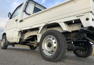 White 1999 Suzuki Carry Truck 4WD kei truck for sale, stock KTD-0359 (photo 5)