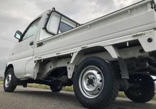 White 1999 Suzuki Carry Truck 4WD kei truck for sale, stock KTD-0360 (photo 5)
