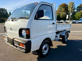 1991 Mitsubishi Minicab PTO HD Dump 4WD, 2Hi-4Hi-4Lo, 4MT, Like New — Calgary White Mini Dump Trucks, photo 5 of 9