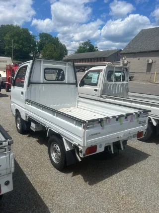 1995 Mitsubishi Minicab 4WD Kei Truck — photo 2 of 9