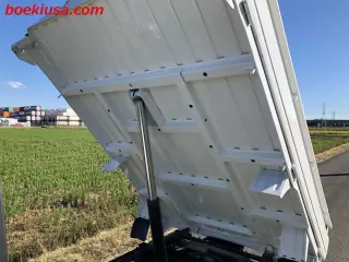 1992 Suzuki Carry Mini Dump Truck - Boeki USA — White 4WD Mini Dump Trucks, photo 7 of 11